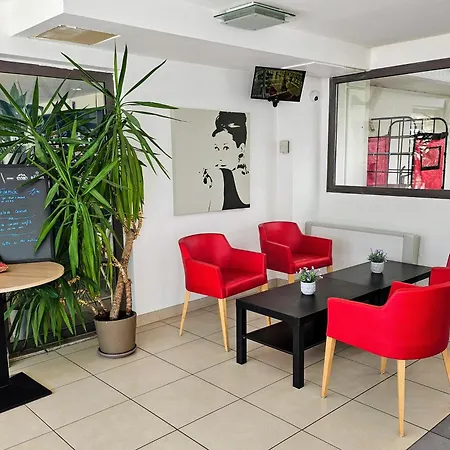 Le Paradis Aix-en-provence, Parking, Piscine エクス＝アン＝プロヴァンス